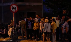 Hàng trăm người vây Công ty GFDI tại Đà Nẵng đòi tiền góp vốn Hàng trăm người vây Công ty GFDI tại Đà Nẵng đòi tiền góp vốn