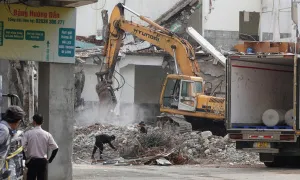 Tháo dỡ công trình sai mục đích trên khu đất 'vàng' ở TP HCM Tháo dỡ công trình sai mục đích trên khu đất 'vàng' ở TP HCM
