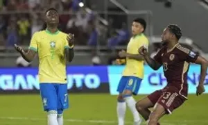 Vinicius sút hỏng phạt đền khiến Brazil mất thắng Vinicius sút hỏng phạt đền khiến Brazil mất thắng
