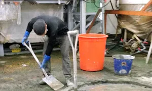 Nghèo khổ ba đời nên tôi làm việc bán mạng để giàu trước 30 tuổi Nghèo khổ ba đời nên tôi làm việc bán mạng để giàu trước 30 tuổi