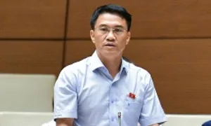 'Gỡ khó cho nhà thương mại nhưng nhiều nơi xây xong không ai ở' 'Gỡ khó cho nhà thương mại nhưng nhiều nơi xây xong không ai ở'
