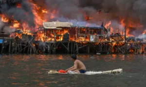 Cháy khu ổ chuột ở Philippines, hơn 1.000 ngôi nhà bị thiêu rụi Cháy khu ổ chuột ở Philippines, hơn 1.000 ngôi nhà bị thiêu rụi