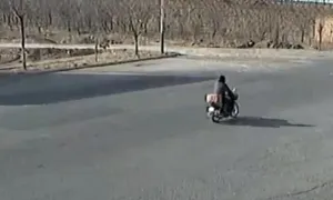 Người đàn bà lăng nhăng gặp họa vì thách thức tình địch Người đàn bà lăng nhăng gặp họa vì thách thức tình địch