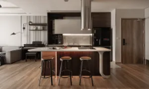 Căn hộ 100 m2 'trầm tĩnh" cho gia chủ trung niên Căn hộ 100 m2 'trầm tĩnh" cho gia chủ trung niên