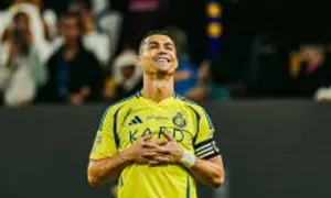 Ronaldo lập cú đúp thứ hai liên tiếp Ronaldo lập cú đúp thứ hai liên tiếp