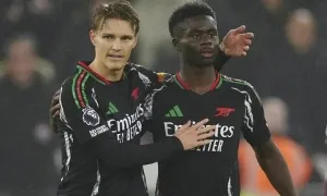 Saka: 'Arsenal trở lại phong độ đỉnh cao' Saka: 'Arsenal trở lại phong độ đỉnh cao'