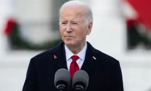 Phe Dân chủ nổi giận vì ông Biden ân xá cho con trai Phe Dân chủ nổi giận vì ông Biden ân xá cho con trai