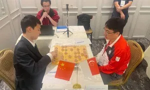 Kỳ thủ 15 tuổi vô địch giải cờ tướng châu Á Kỳ thủ 15 tuổi vô địch giải cờ tướng châu Á