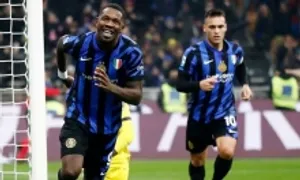 Inter 'đốt nóng' cuộc đua vô địch Serie A Inter 'đốt nóng' cuộc đua vô địch Serie A