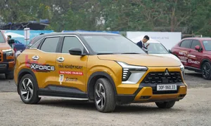 Khách trải nghiệm các mẫu xe Mitsubishi mới tại Triển lãm xe bền vững Việt Nam 2024 Khách trải nghiệm các mẫu xe Mitsubishi mới tại Triển lãm xe bền vững Việt Nam 2024