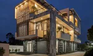 Biệt thự hiện đại với vách thép lỗ tạo hiệu ứng 'hoa nắng' Biệt thự hiện đại với vách thép lỗ tạo hiệu ứng 'hoa nắng'