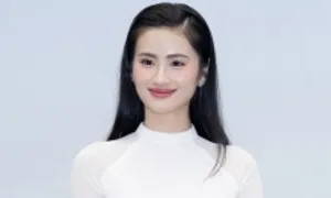 Hoa hậu Ý Nhi lập tủ sách cho trẻ em vùng núi Hoa hậu Ý Nhi lập tủ sách cho trẻ em vùng núi