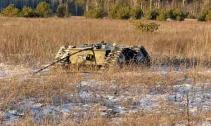 Ukraine ra mắt drone mặt đất gắn cáp quang Ukraine ra mắt drone mặt đất gắn cáp quang