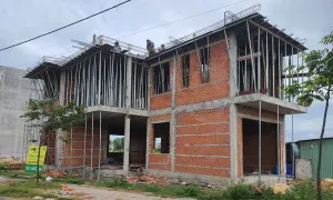 Em xây nhà trên đất của anh, đổi sổ đỏ lại thế nào? Em xây nhà trên đất của anh, đổi sổ đỏ lại thế nào?