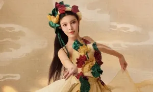 Á hậu chuyển giới Tường San được khen khi thi nhảy Á hậu chuyển giới Tường San được khen khi thi nhảy