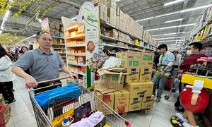 Doanh nghiệp đồ uống ngoại tìm cách giảm thải bao bì nhựa Doanh nghiệp đồ uống ngoại tìm cách giảm thải bao bì nhựa
