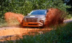 Hyundai Tucson 1.6 Turbo 'vừa miếng' trong tầm giá một tỷ đồng Hyundai Tucson 1.6 Turbo 'vừa miếng' trong tầm giá một tỷ đồng