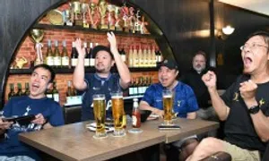 'Cú đúp' hợp tác hai CLB bóng đá Anh của Tiger Beer 'Cú đúp' hợp tác hai CLB bóng đá Anh của Tiger Beer