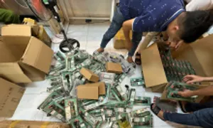 Đường dây mua bán súng điện, còng số 8 bị triệt phá Đường dây mua bán súng điện, còng số 8 bị triệt phá