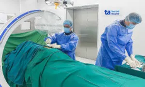 Tiêm phong bế thần kinh trị đau do thoát vị đĩa đệm Tiêm phong bế thần kinh trị đau do thoát vị đĩa đệm