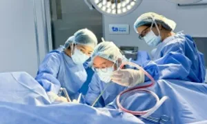 Biến chứng sau khi khâu eo tử cung phòng sinh non Biến chứng sau khi khâu eo tử cung phòng sinh non