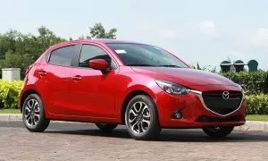 Khoảng 300 triệu nên mua VF 3 mới hay Mazda2 2015? Khoảng 300 triệu nên mua VF 3 mới hay Mazda2 2015?