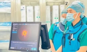 Phóng to ảnh mạch máu để đặt stent chính xác Phóng to ảnh mạch máu để đặt stent chính xác