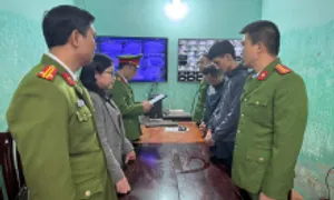 Giả phóng viên để lừa 'chạy án treo 'cho bị can Giả phóng viên để lừa 'chạy án treo 'cho bị can